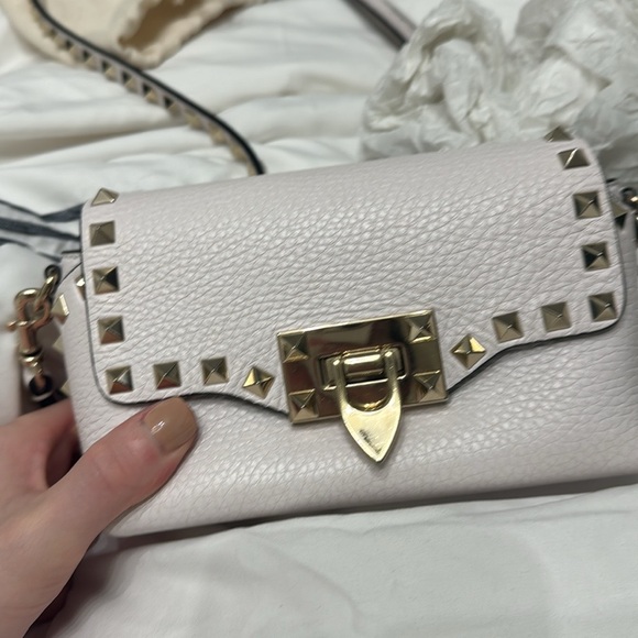Valentino Garavani white bag with yellow studs in great condition - Picture 7 of 13